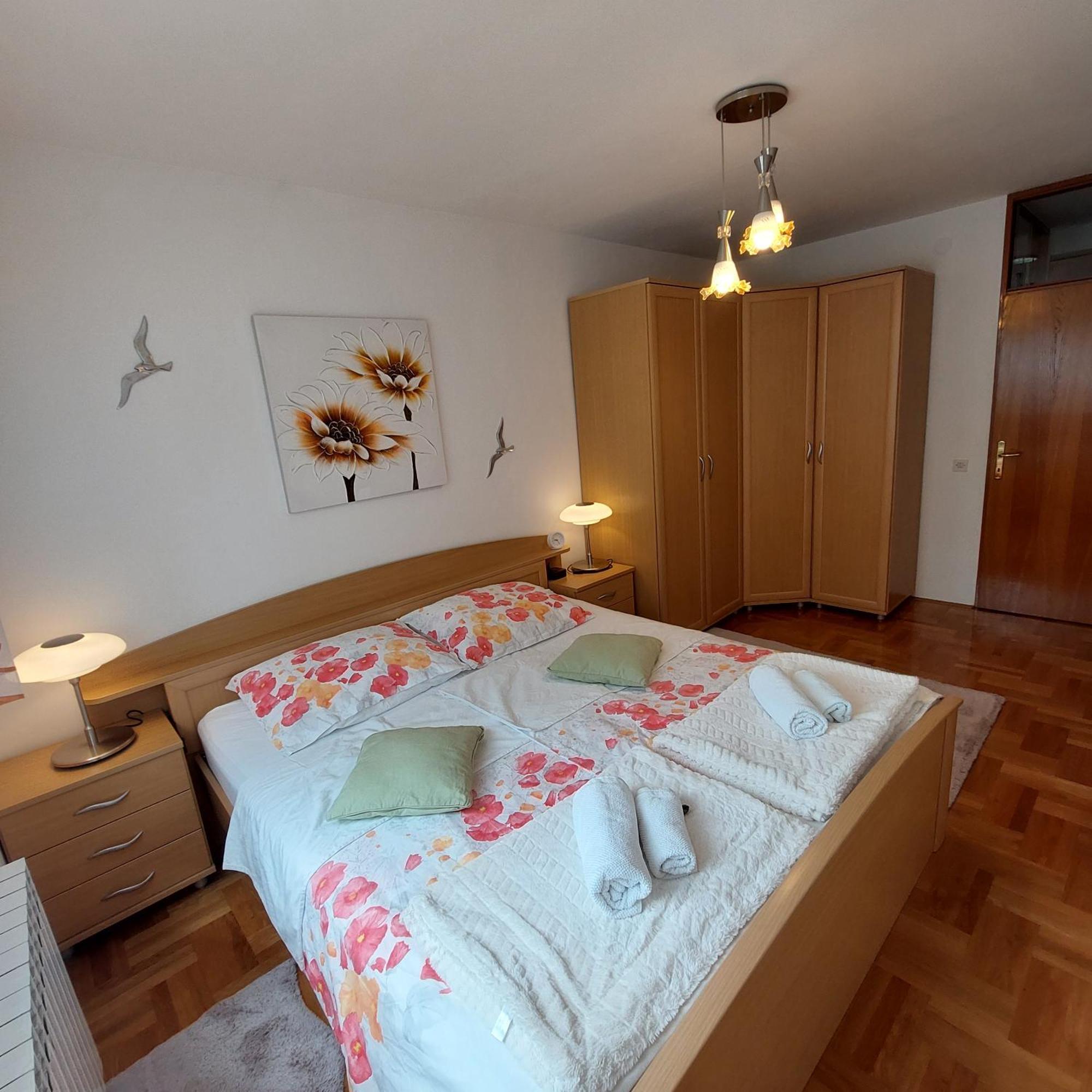 Apartment Meli Βαράζντιν Εξωτερικό φωτογραφία