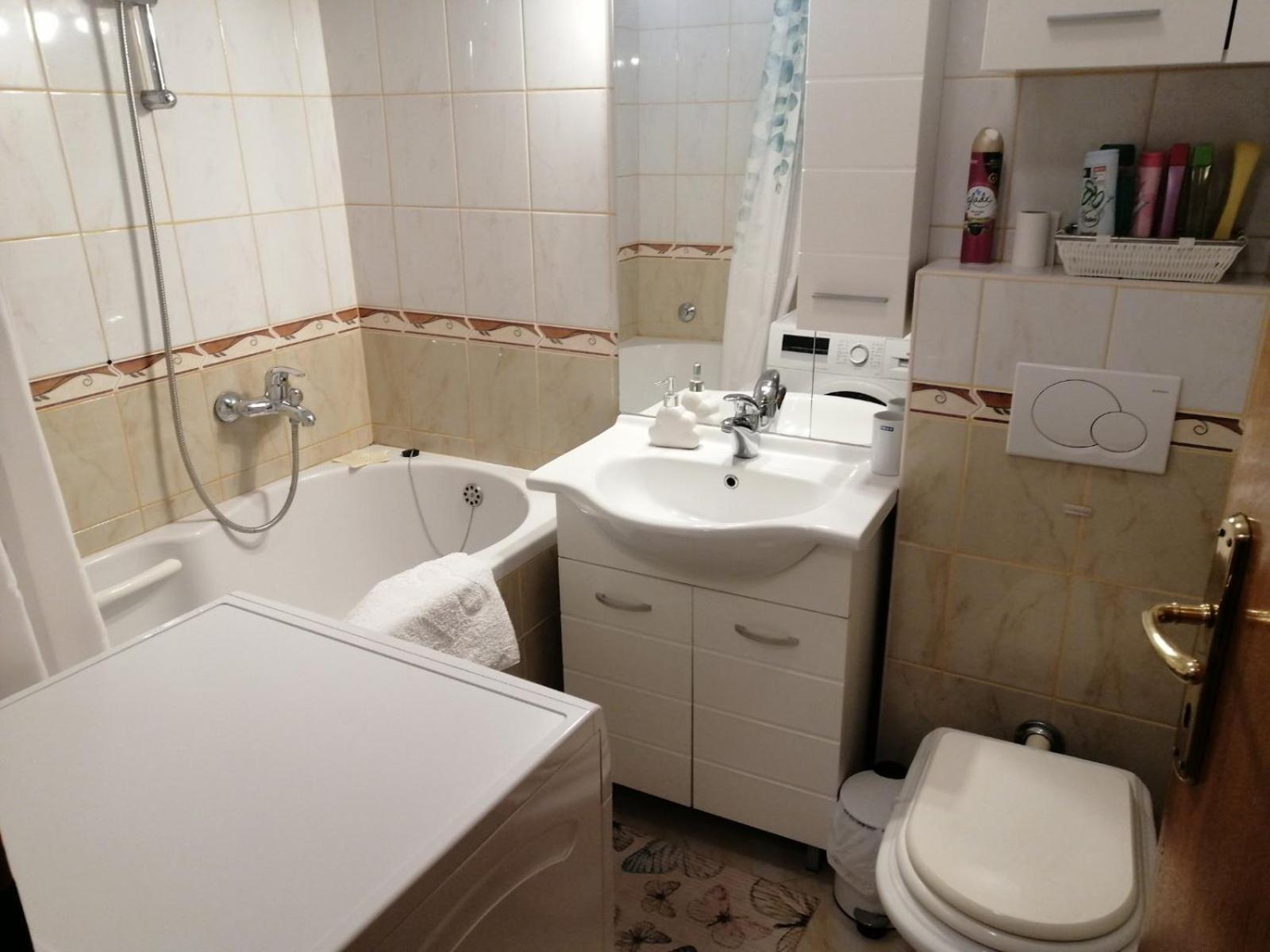 Apartment Meli Βαράζντιν Εξωτερικό φωτογραφία